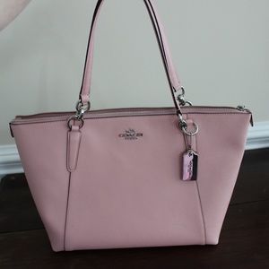 COACH PINK CROSSGRAIN LEATHER AVA ZIP Handbag